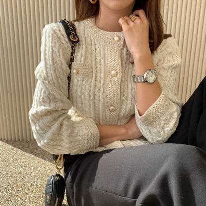 Verfijnde Cardigan met Parelknoopjes
