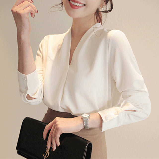 2023 Women's White Chiffon Shirt - V-Neck Loose Fit